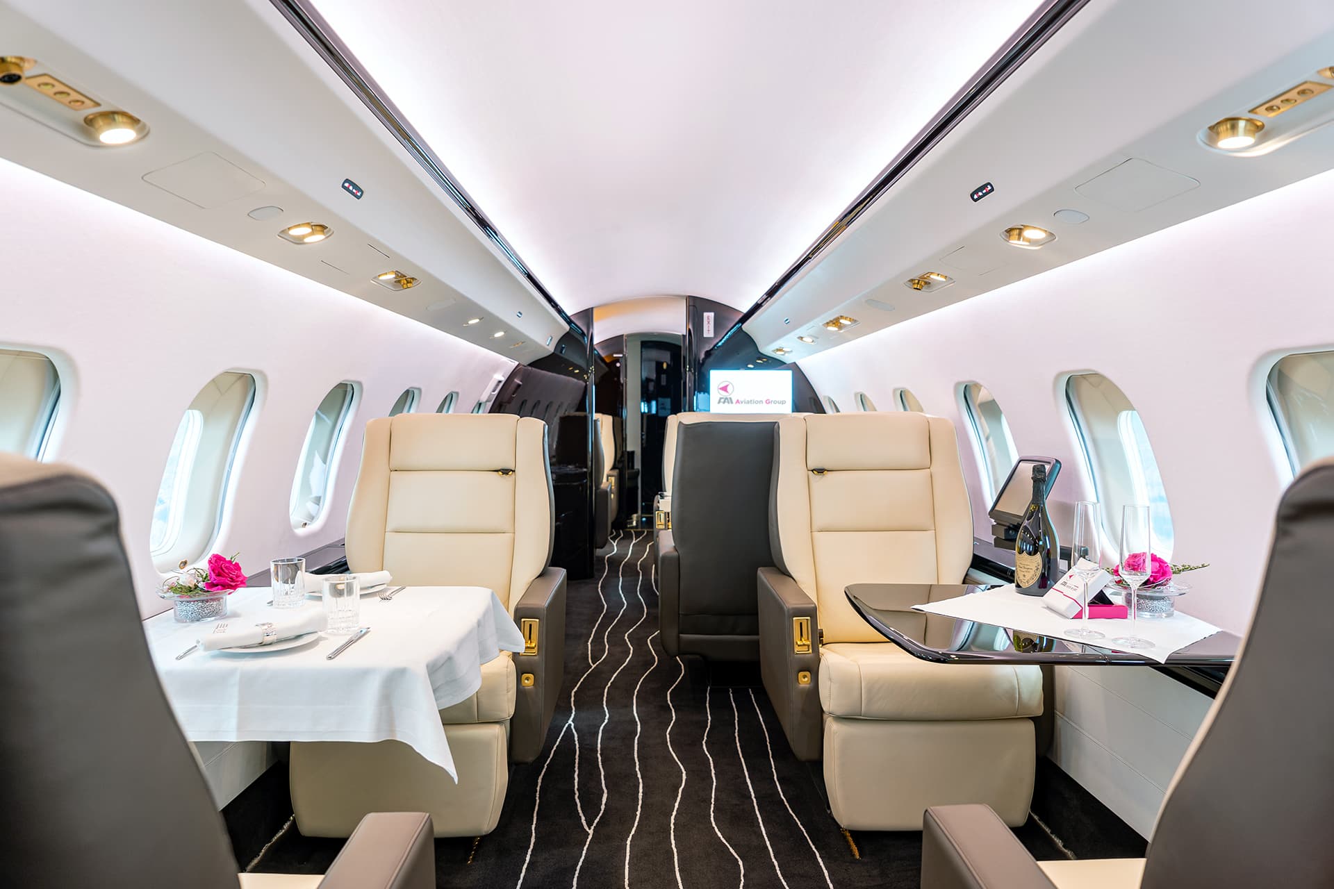 Privatjet Global Express D-AFAU chartern / mieten – 2