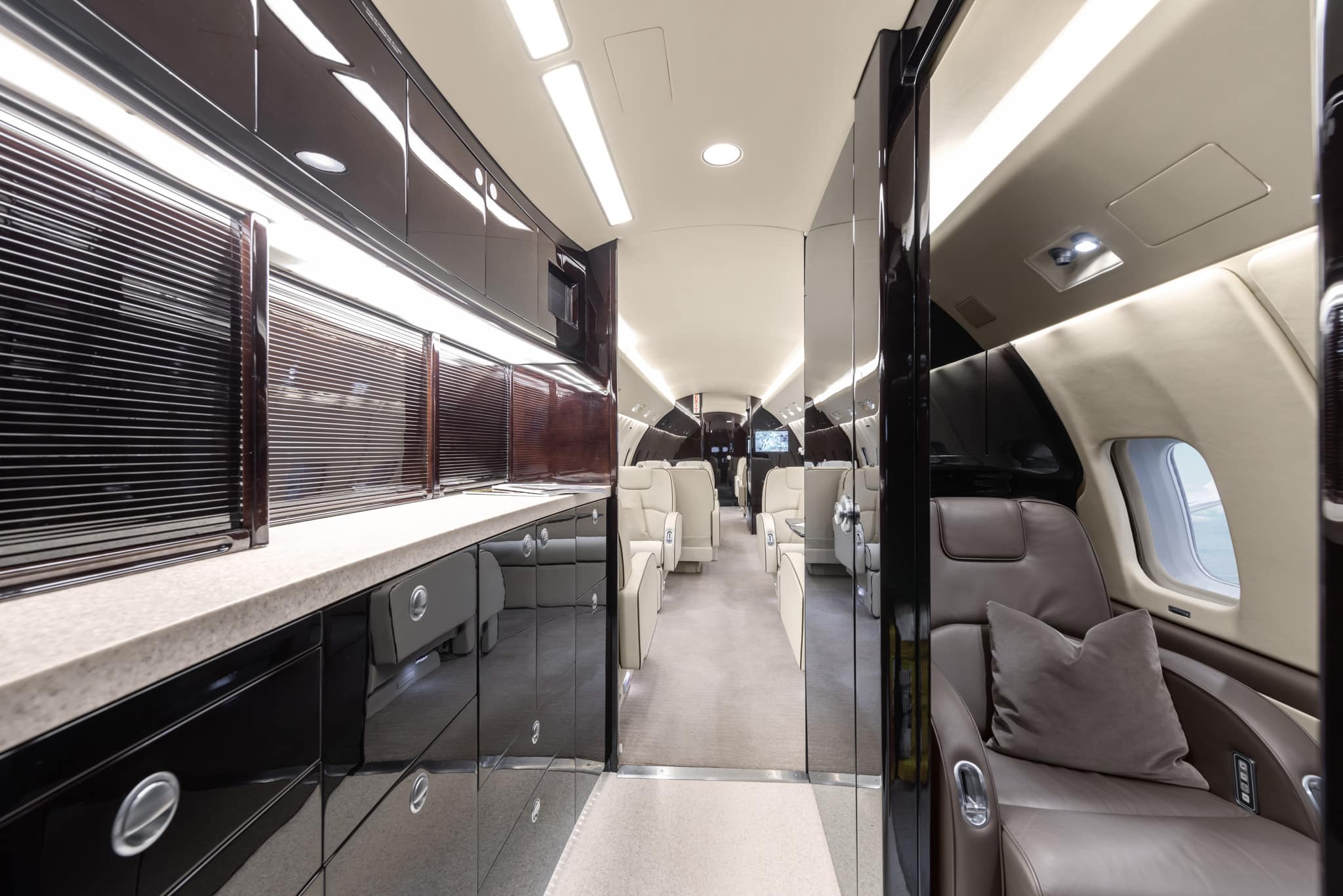 Privatjet Global Express D-ACEV chartern / mieten – 3