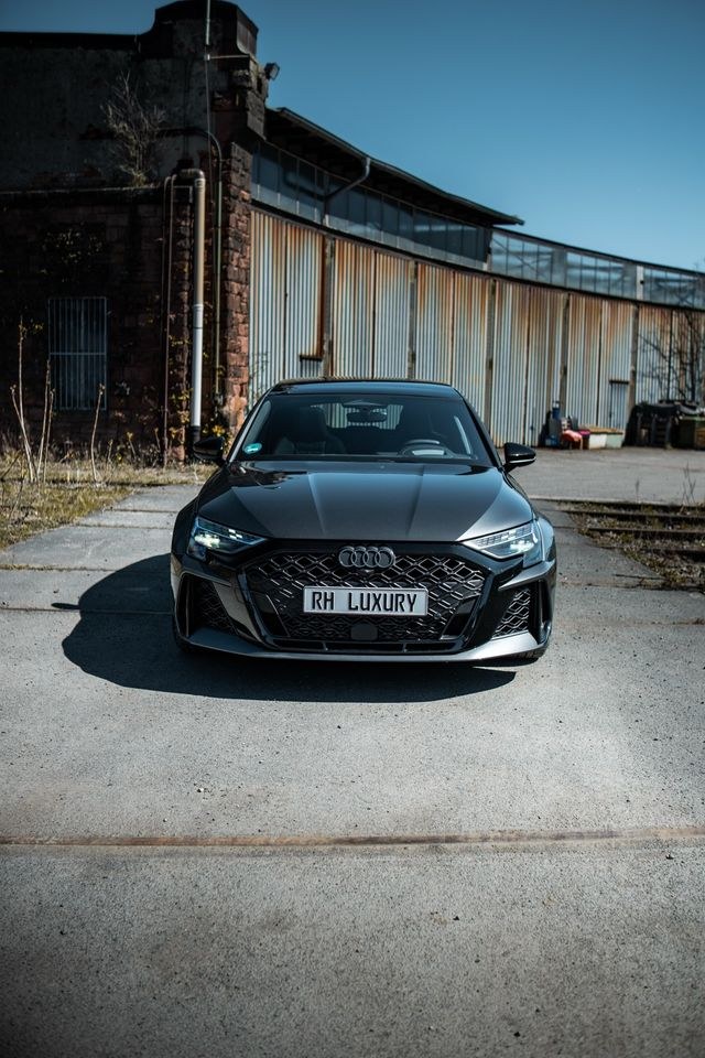 Audi Rs 3 Sportback Sportwagen mieten in Mörfelden-Walldorf