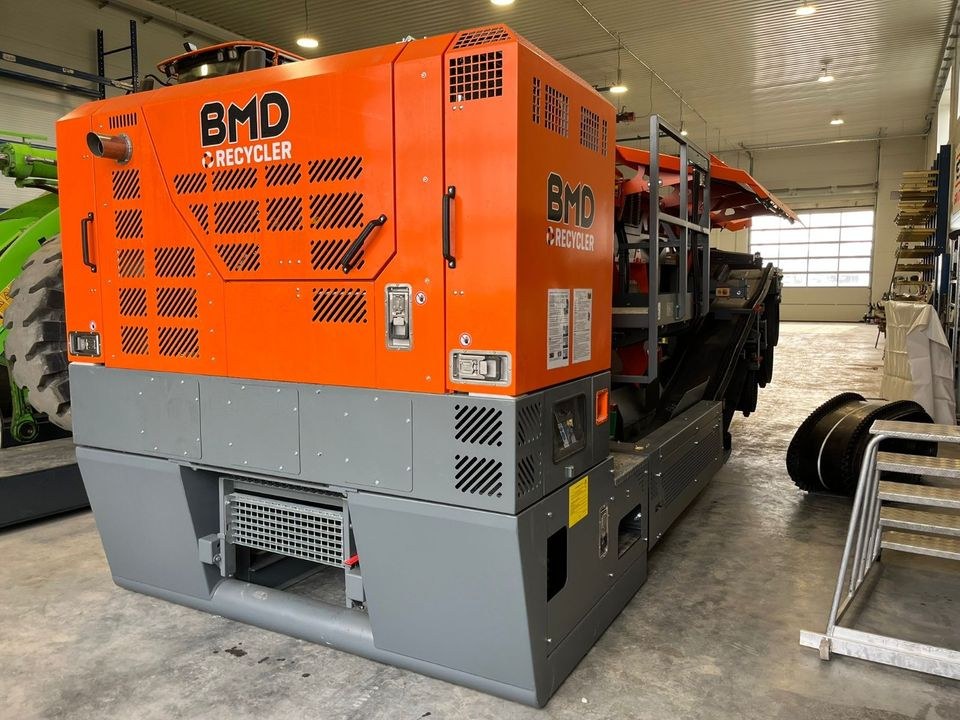 BMD Brecheranlage RA 700 7 Dieselmotor zur mieten in Tuntenhausen – 2