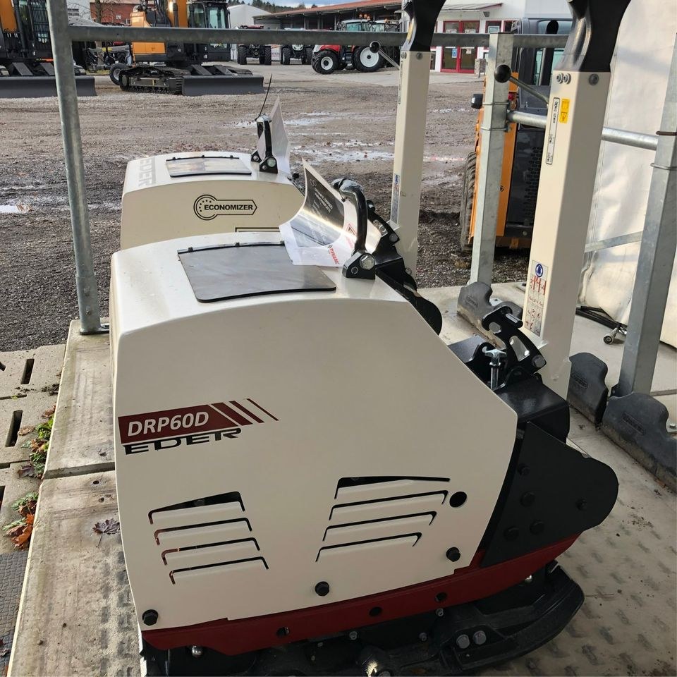 Rüttelplatte ca 600kg Dynapac DRP60D mieten in Tuntenhausen