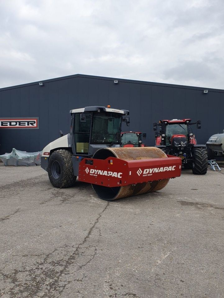 Dynapac CA3500D Walze mieten in Tuntenhausen bei EDER GmbH