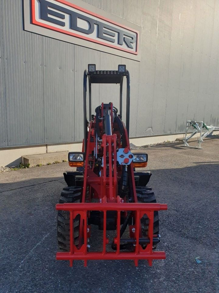 Thaler 2326S Hoflader unter 1 Meter breit zur mieten in Tuntenhausen – 3