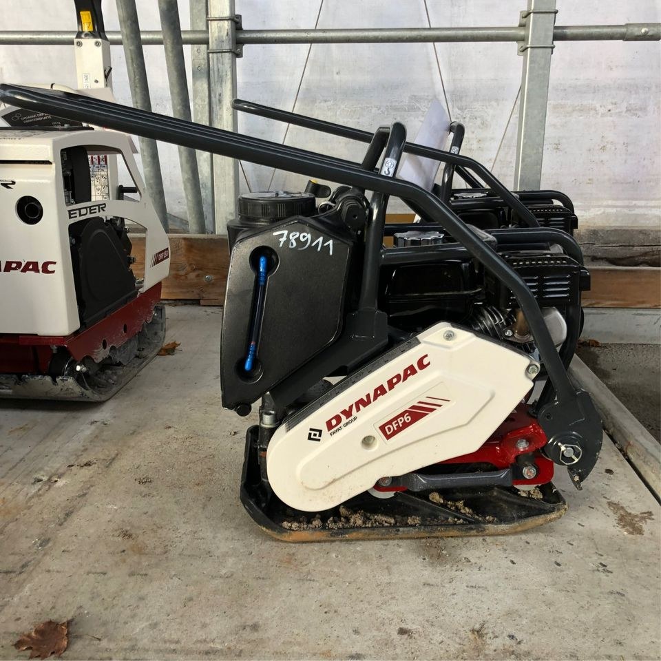 Rüttelplatte 65kg Dynapac DFP6 mieten in Tuntenhausen bei EDER GmbH