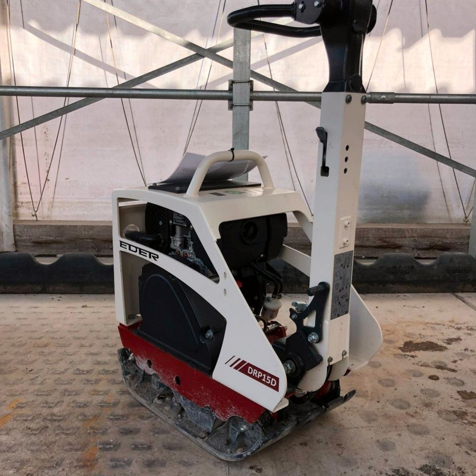 Rüttelplatte 150kg Dynapac DRP15D mieten in Tuntenhausen