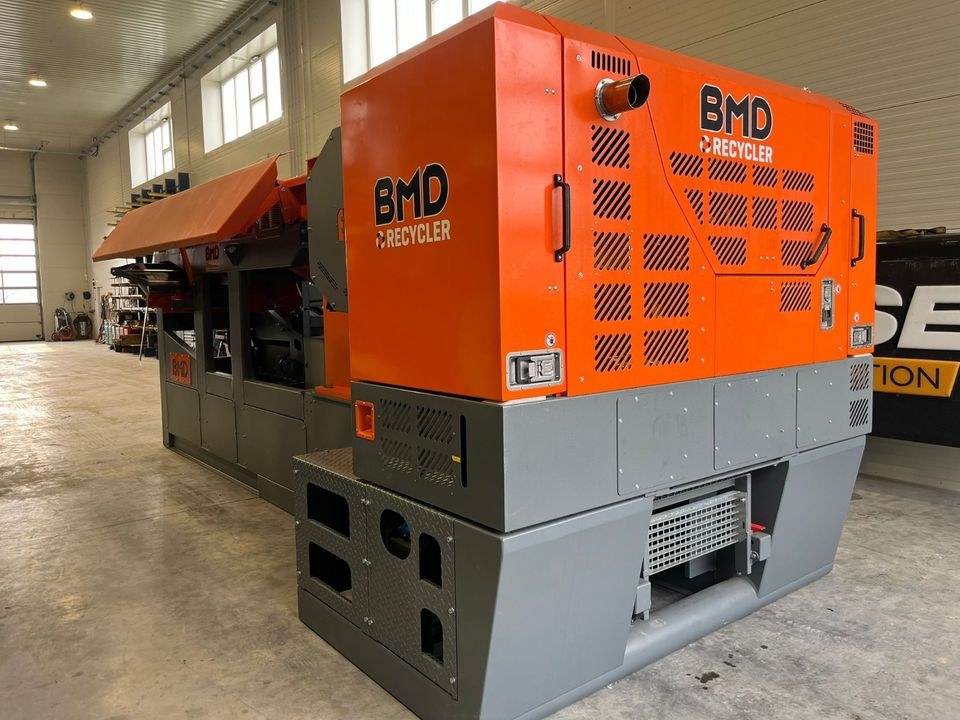 BMD Brecheranlage RA 700 7 Dieselmotor zur mieten in Tuntenhausen