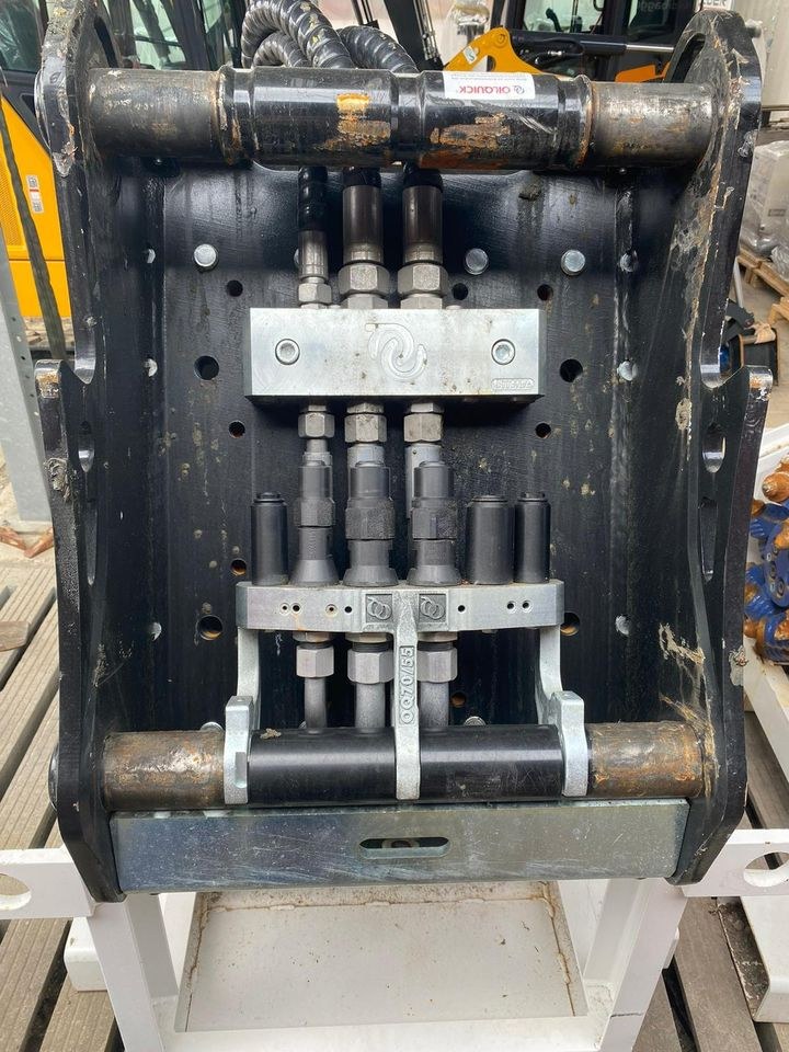 Kemroc KR110C Felsräse OQ70 55 mieten in Tuntenhausen bei EDER GmbH – 3