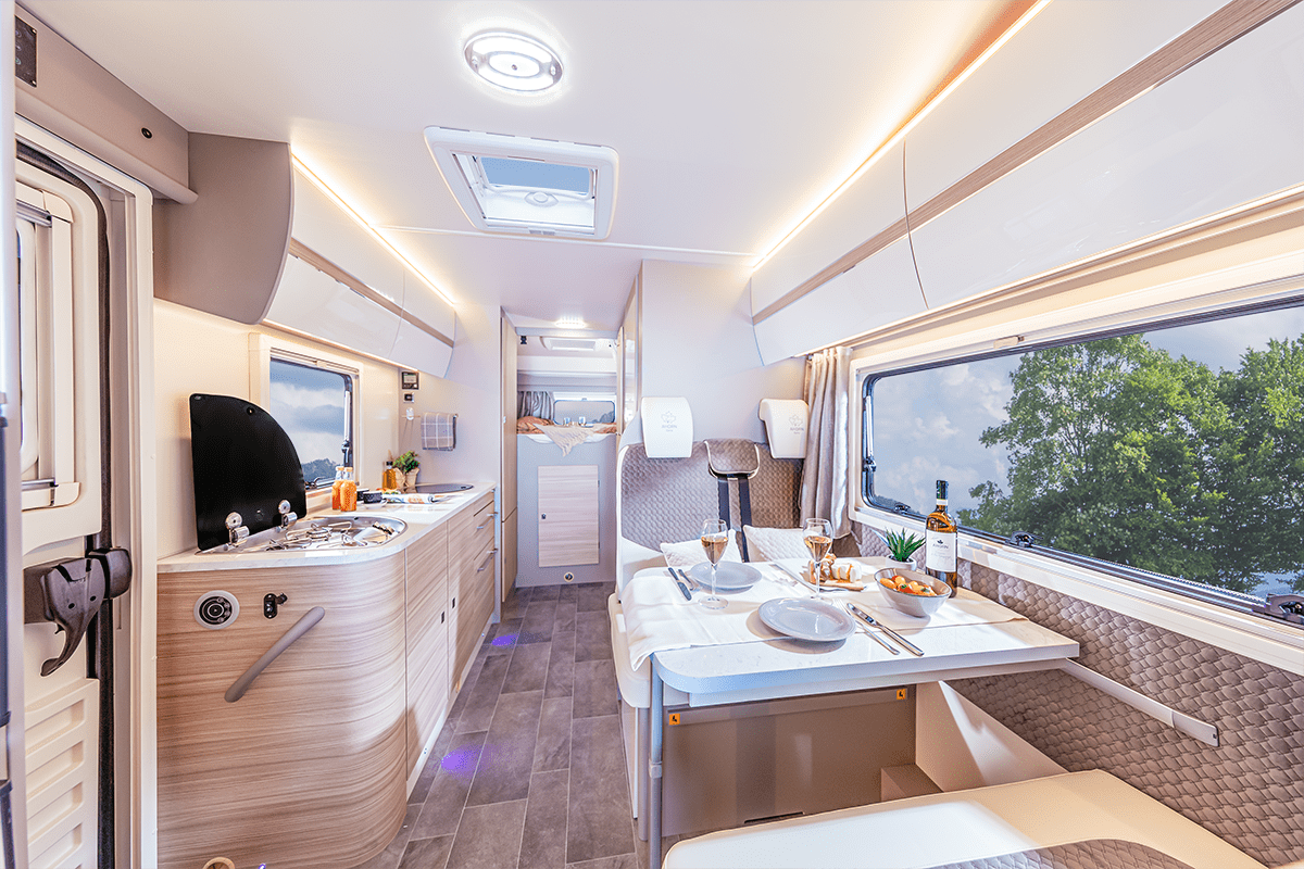 Wohnmobil Canada AD mieten – 6 Schlafplätze, ab 125 €/Tag, 33 Stationen – 5