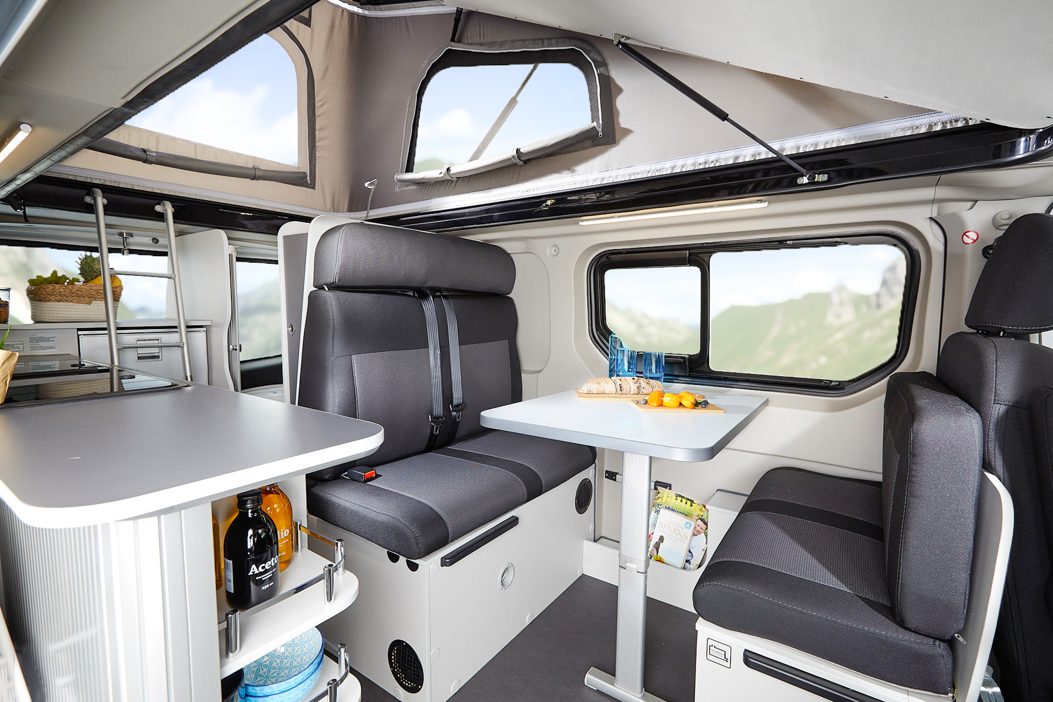 Campervan Van Big City mieten – 4 Schlafplätze, ab 85 €/Tag, 33 Stationen – 4