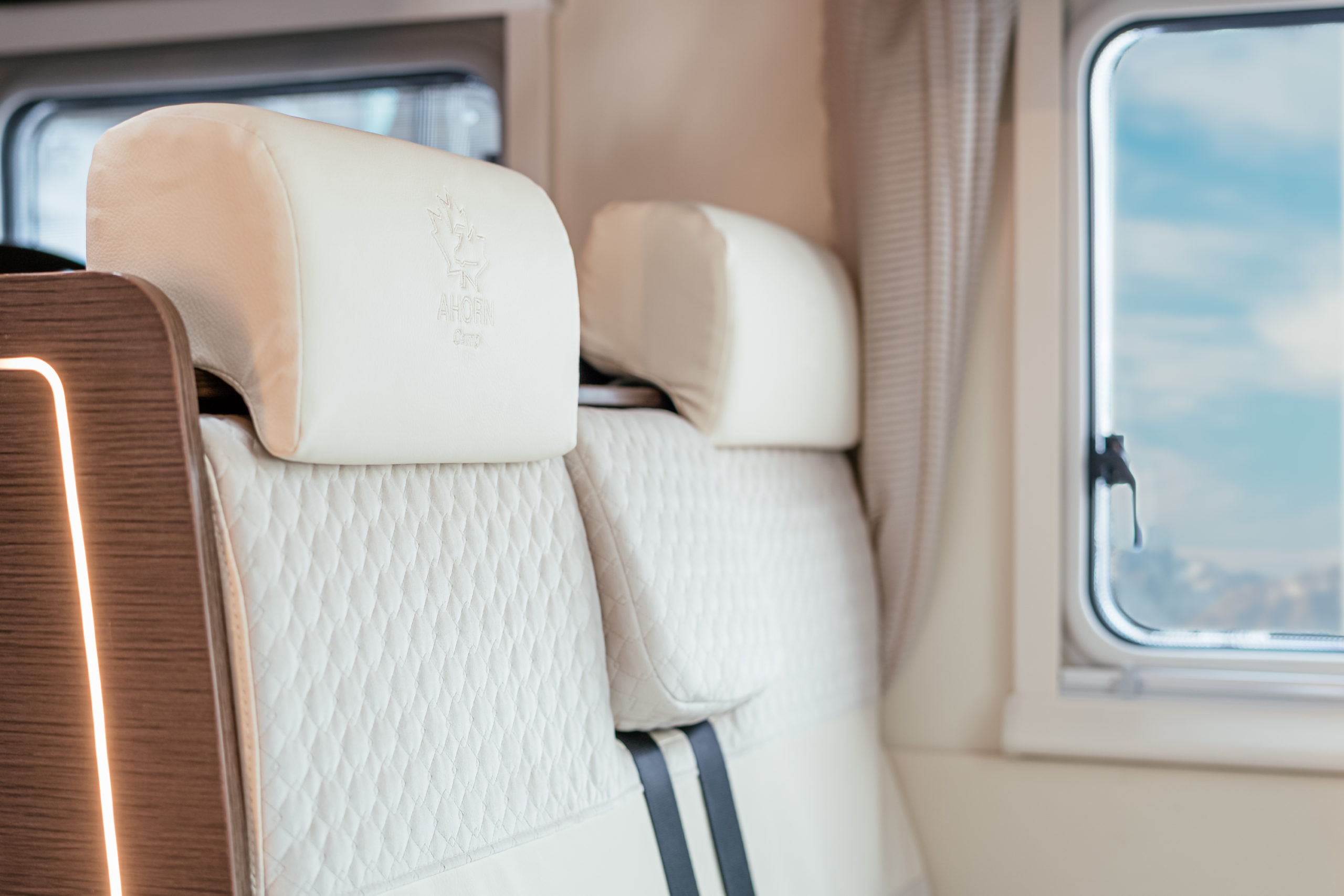 Wohnmobil Alaska TD mieten – bis zu 4 Schlafplätze, ab 120 €/Tag, 33 Stationen