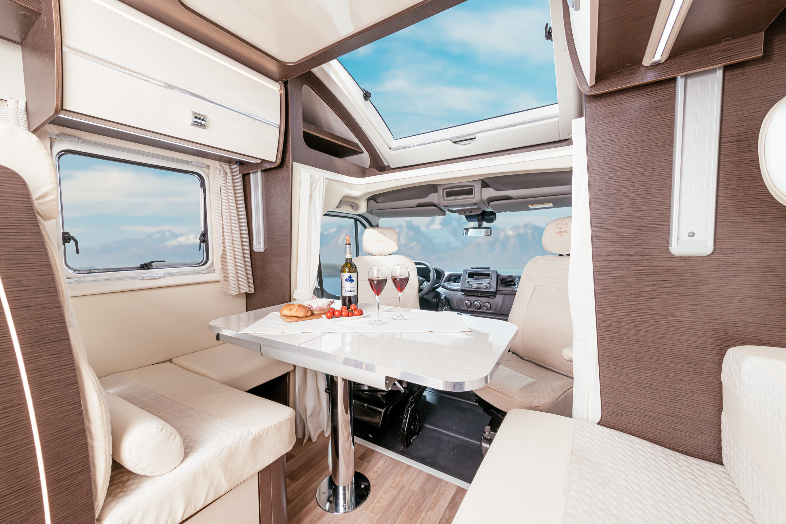 Wohnmobil Alaska TQ mieten – bis zu 4 Schlafplätze, ab 120 €/Tag, 33 Stationen – 5