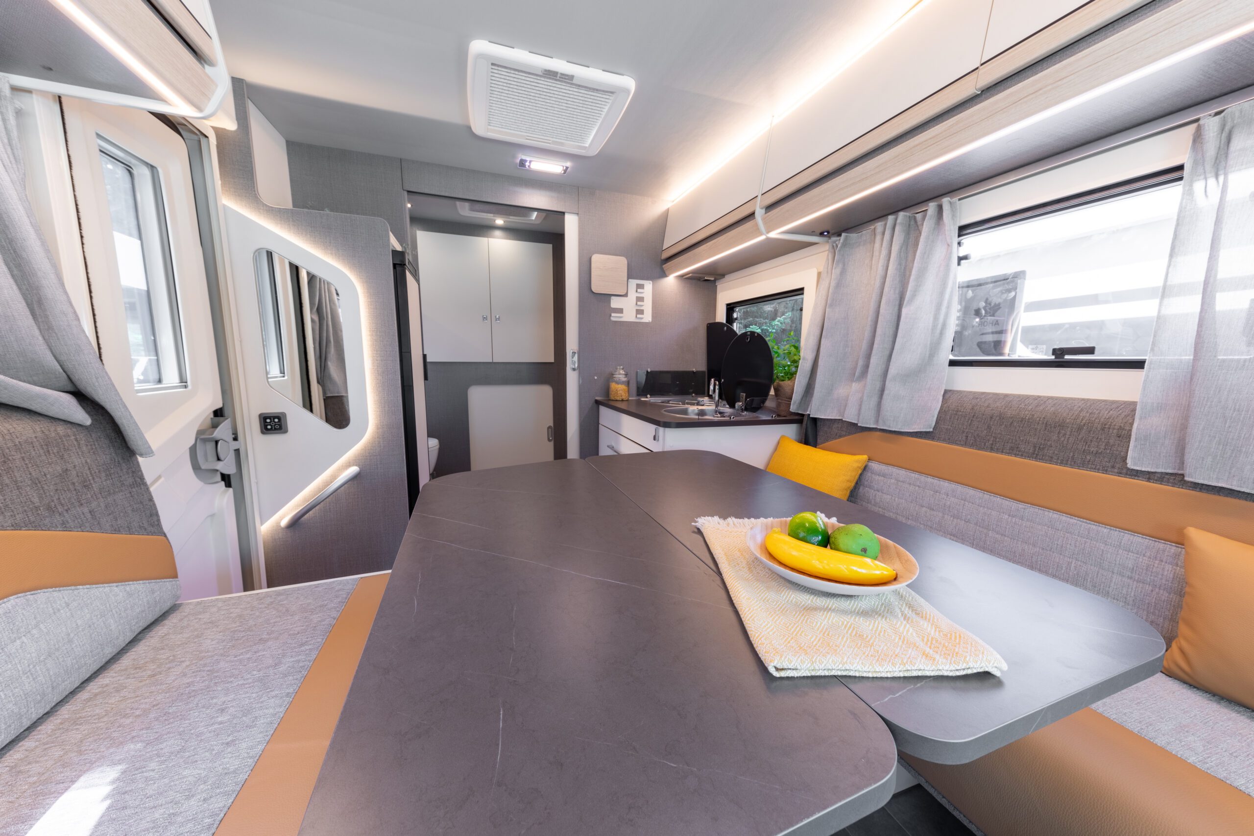 Wohnmobil ACA 640 mieten – bis zu 4 Schlafplätze, ab 115 €/Tag, 33 Stationen – 4