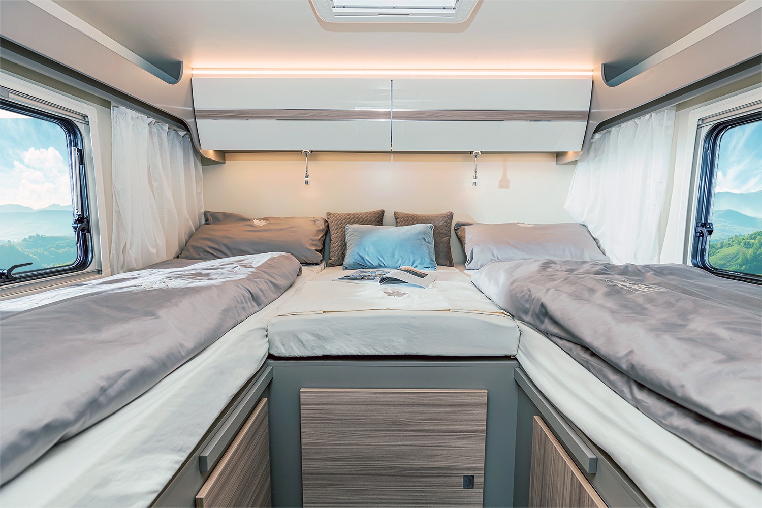 Wohnmobil ACT 690 mieten – bis zu 4 Schlafplätze, ab 115 €/Tag, 33 Stationen – 4