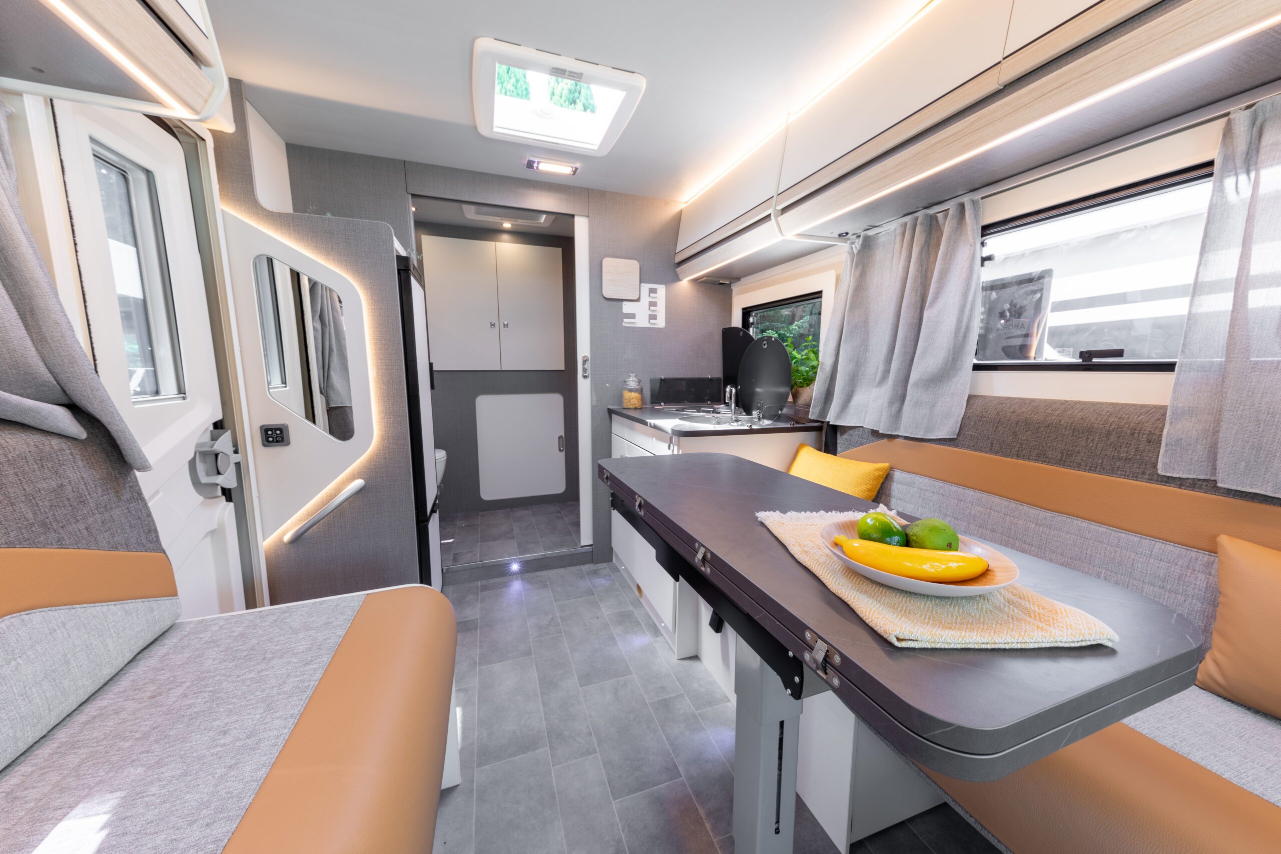 Wohnmobil ACA 640 mieten – bis zu 4 Schlafplätze, ab 115 €/Tag, 33 Stationen – 3