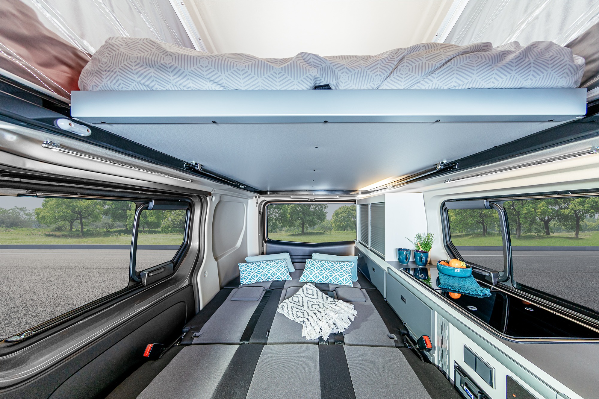 Campervan Van City mieten – 4 Schlafplätze, ab 85 €/Tag, 33 Stationen – 3