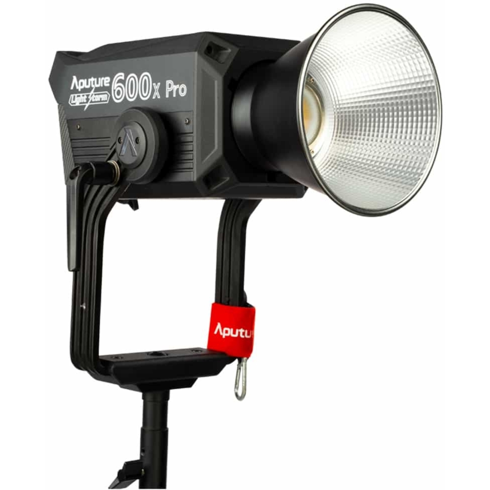 Aputure Light Storm 600x Pro Bicolor Studioleuchte V-Mount mieten – ab 75 € netto/Tag