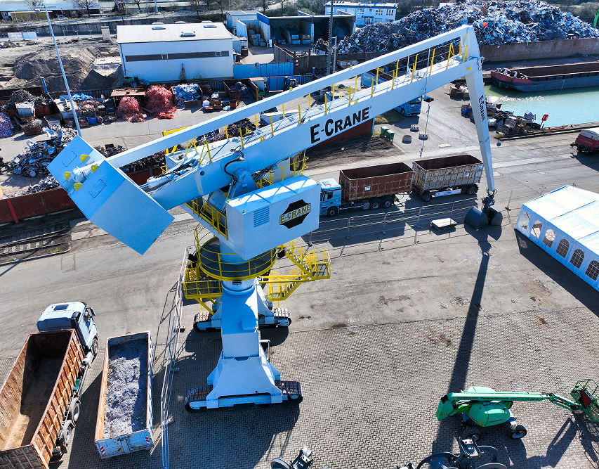 E-Crane 700B-Serie mieten – 132 kW