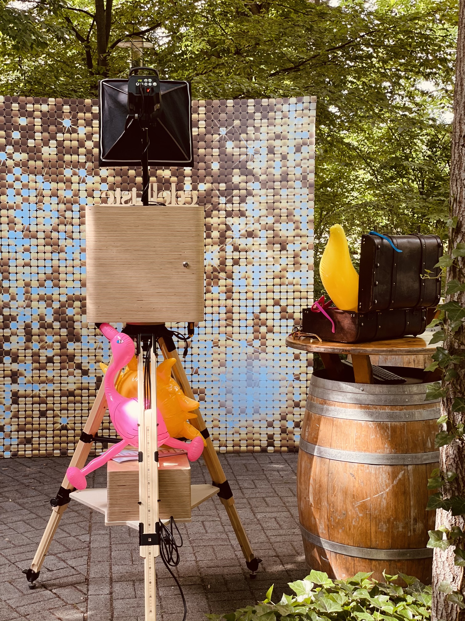 Fotobox mit Studioblitz & Sofortdrucker mieten – Leipzig, ab 449 €/Tag – 3