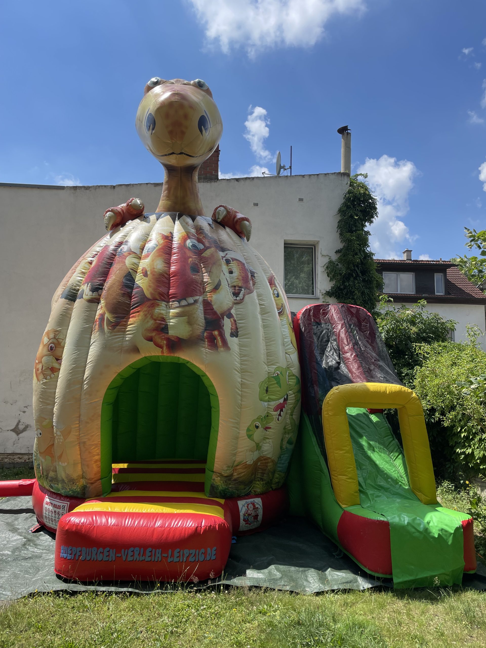 Hüpfburg „Dinosaurier-Ei“ mieten – Leipzig, ab 189 €/Tag – 2