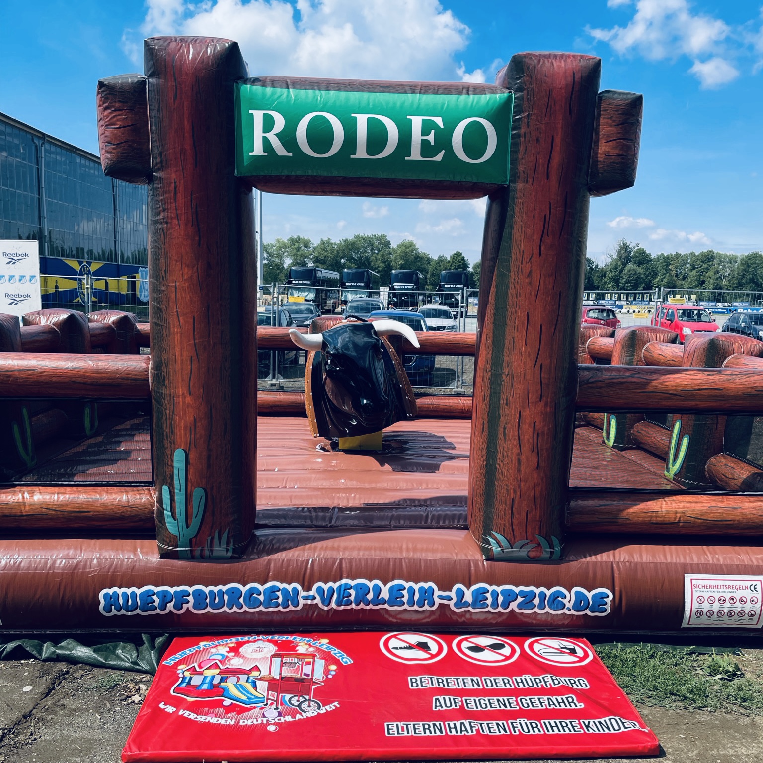 Bull Riding – Rodeoanlage – Bullenreiten inkl. Personal mieten – Leipzig, ab 599 €/Tag – 2