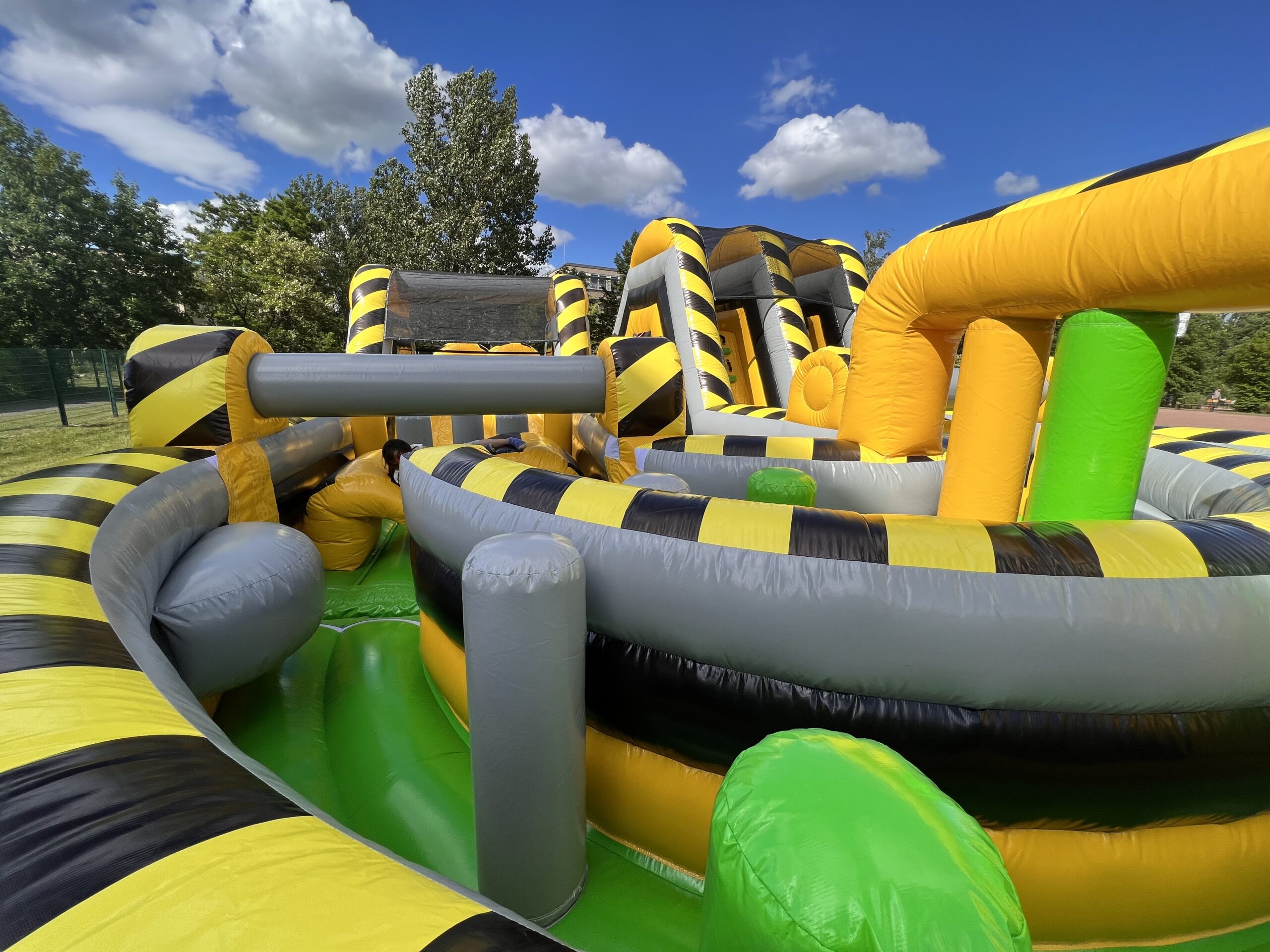 Riesiger Hindernisparcours 16 x 8 m mieten – Leipzig, ab 599 €/Tag – 5