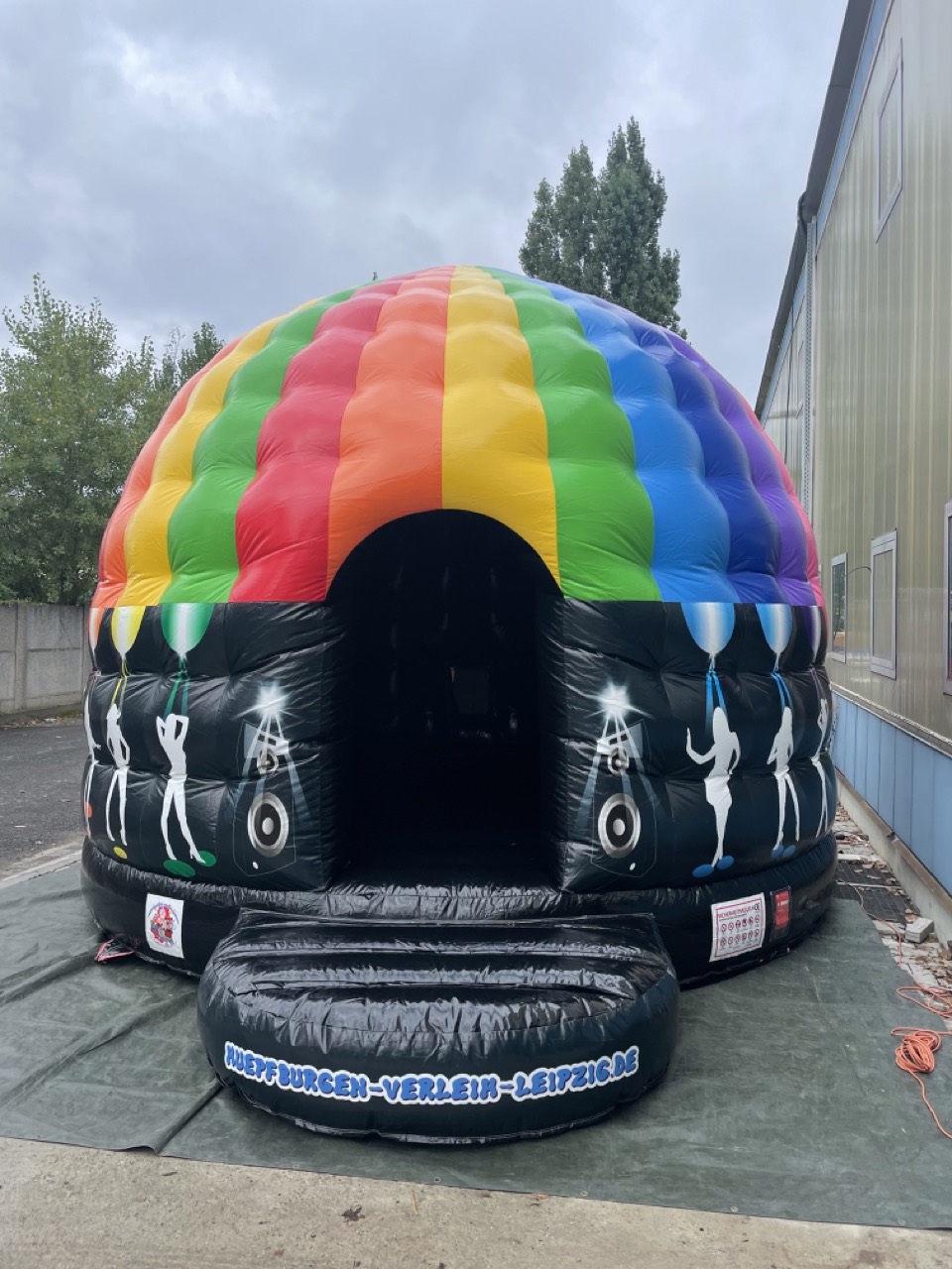 Disco Hüpfburg mit Musik & Licht mieten – Leipzig, ab 149 €/Tag – 2