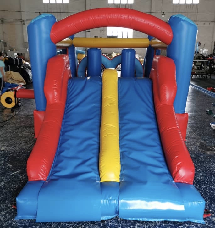Hüpfburg Spielzeugland mieten – Leipzig, ab 109 €/Tag – 4