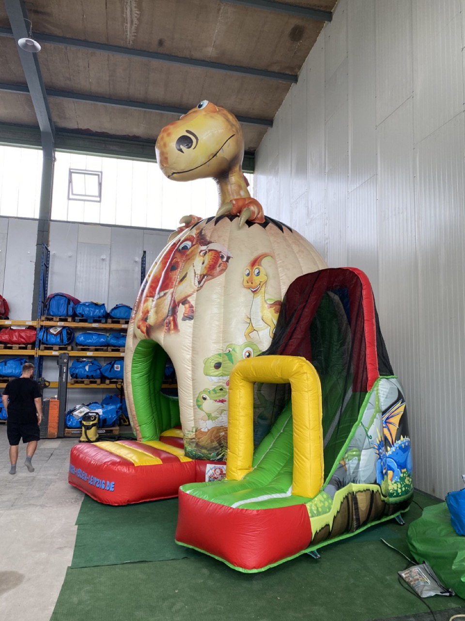 Hüpfburg „Dinosaurier-Ei“ mieten – Leipzig, ab 189 €/Tag – 5