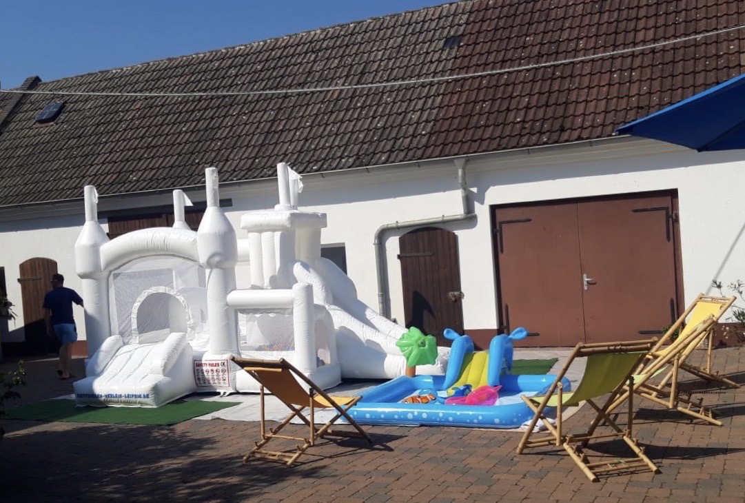 Hüpfburg Wedding Palast mieten – Leipzig, ab 149 €/Tag – 5