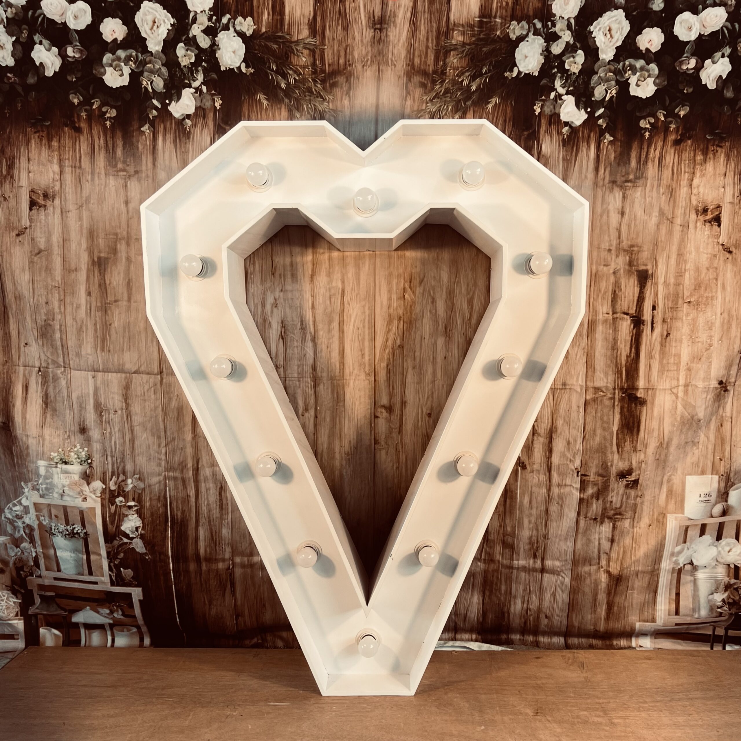 XXL Leuchtherz „VINTAGE HEART“ mieten – Leipzig, ab 49 €/Tag