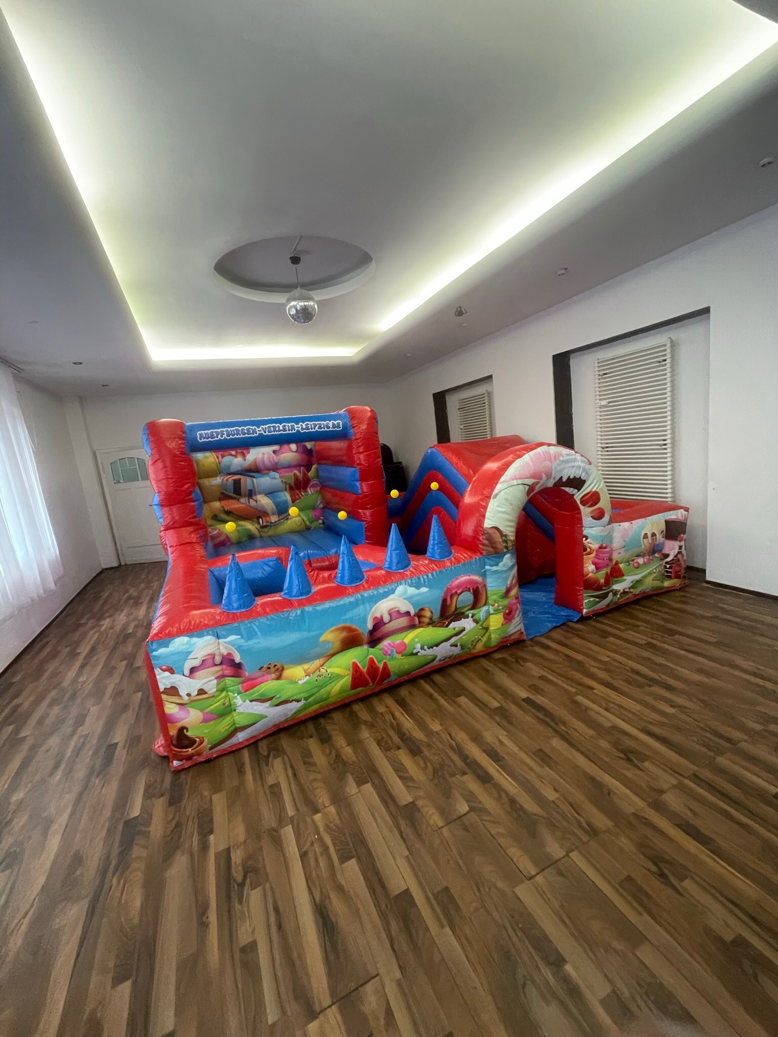 Candy Playground mieten – Leipzig, ab 109 €/Tag – 4