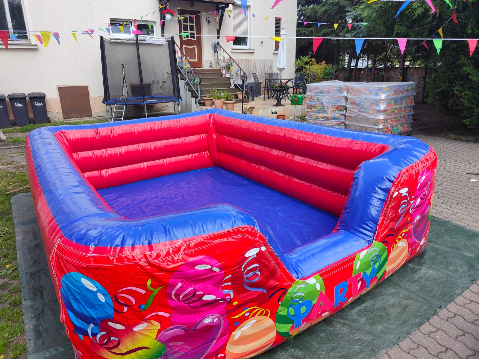 aufblasbares Bällebad 3x4m mieten – Leipzig, ab 149 €/Tag – 4