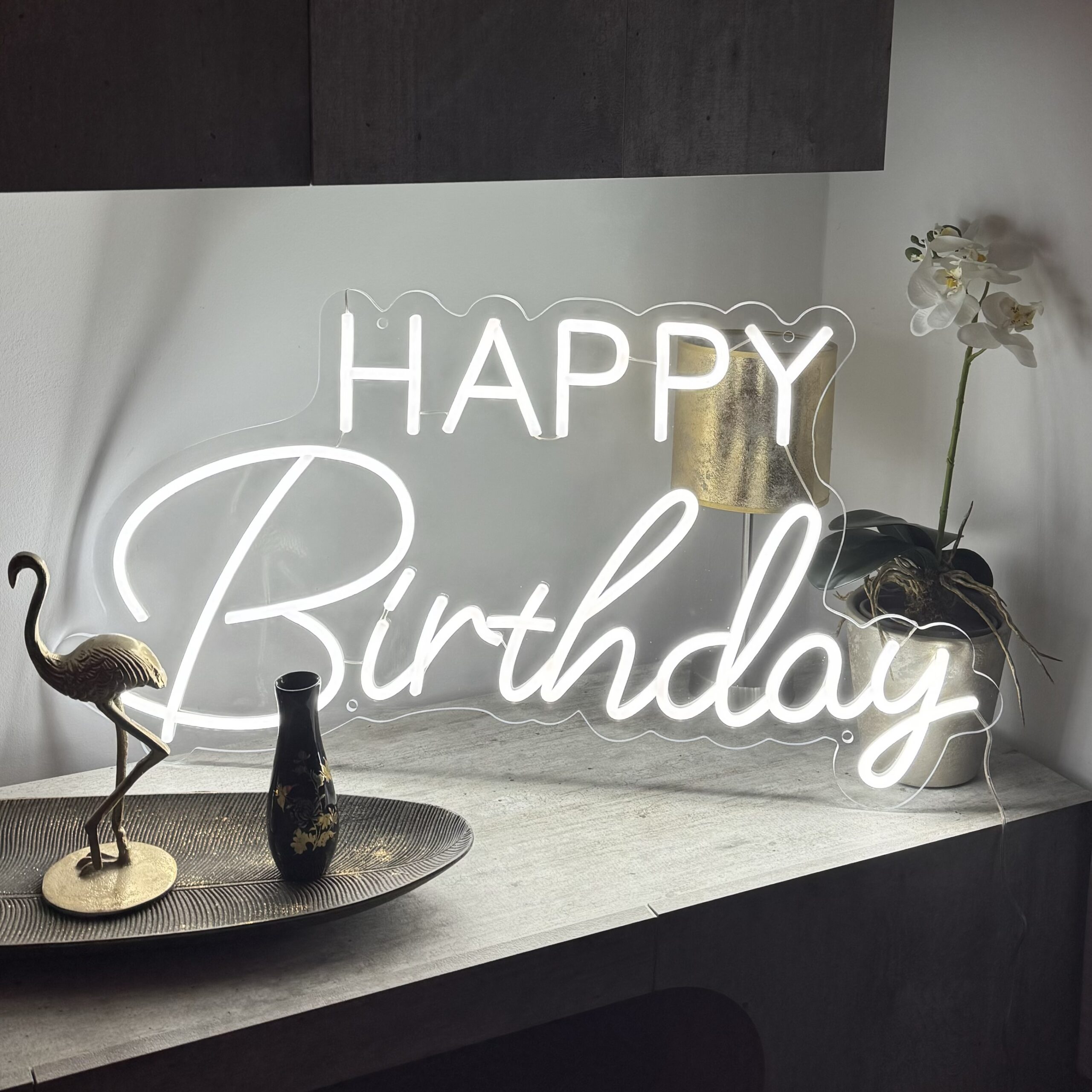 NEON-Leuchtschild „Happy Birthday“ mieten – Leipzig, ab 69 € (Fr–Mo) – 3