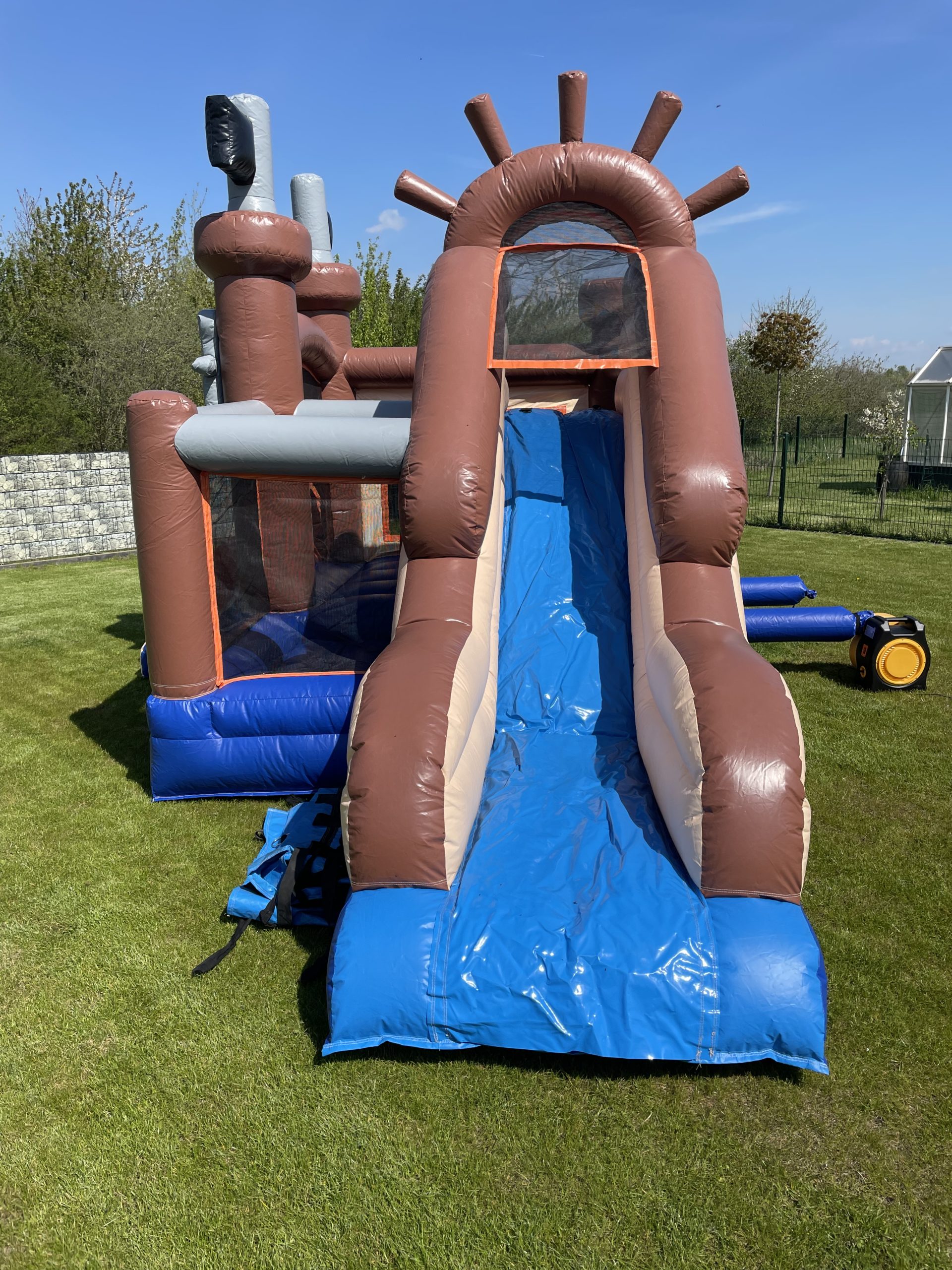 Hüpfburg Piratenschiff klein mieten – Leipzig, ab 109 €/Tag – 4