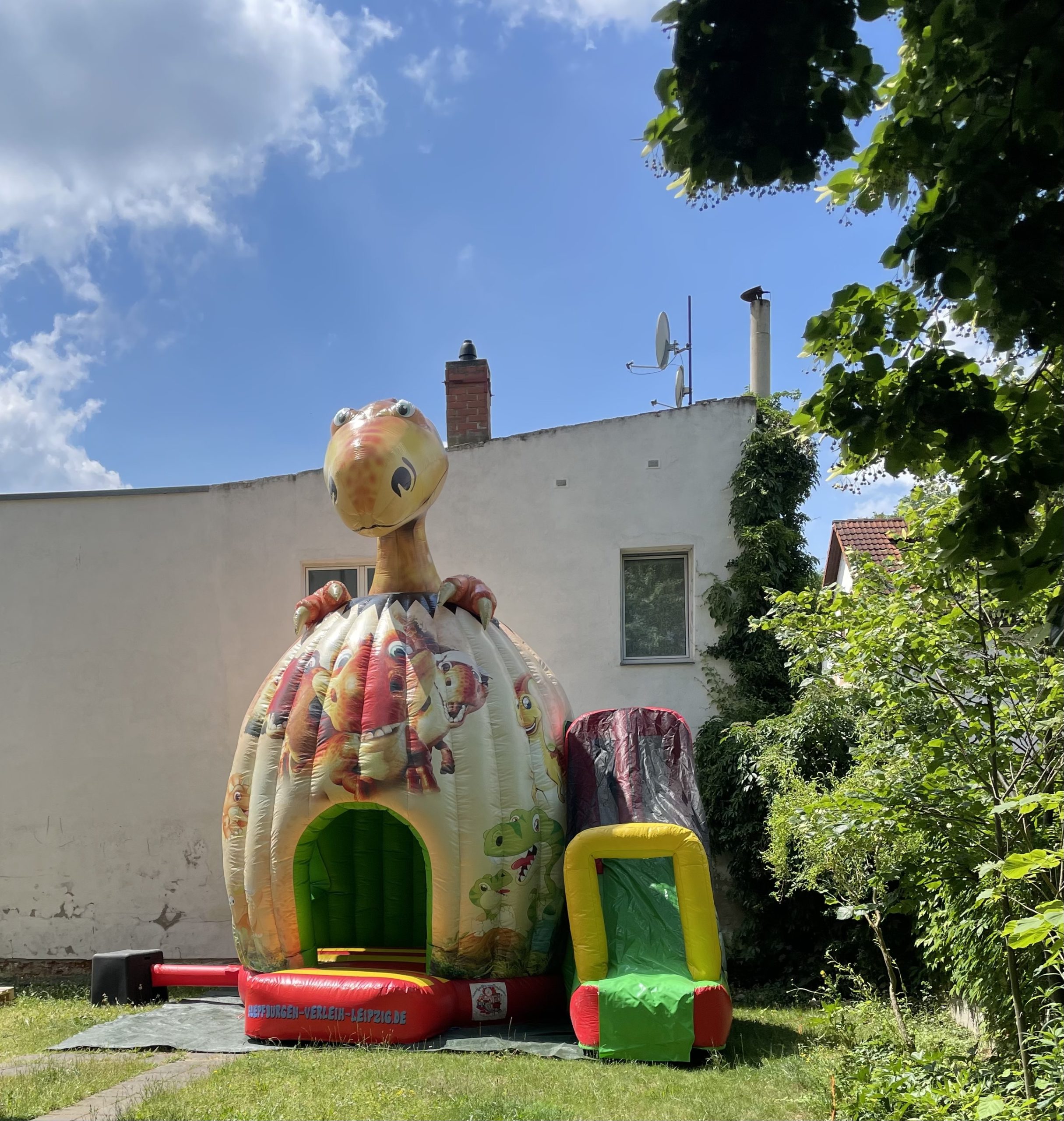 Hüpfburg „Dinosaurier-Ei“ mieten – Leipzig, ab 189 €/Tag – 3