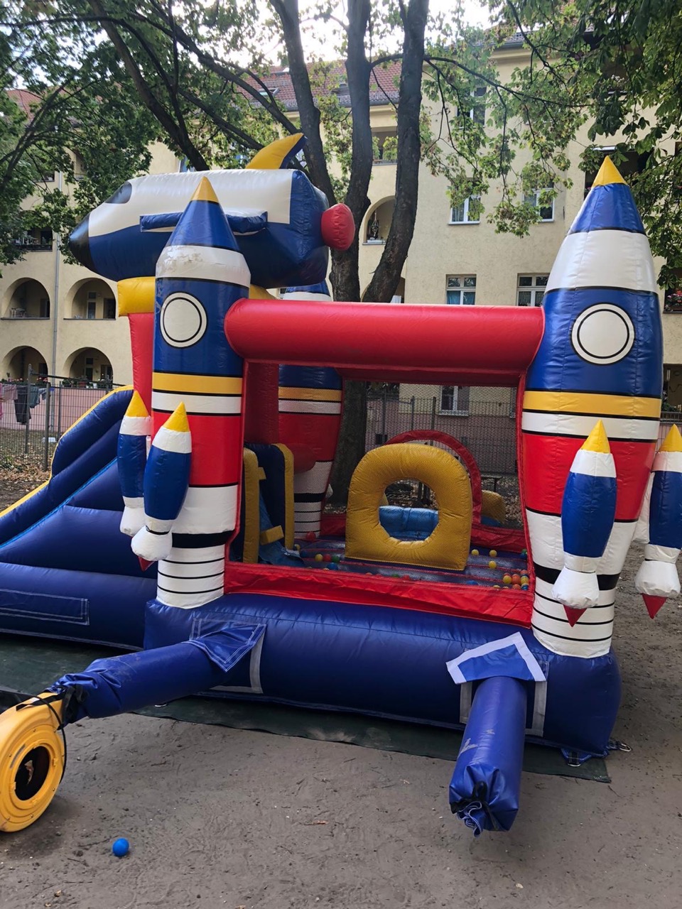 Hüpfburg Space Shuttle mieten – Leipzig, ab 109 €/Tag – 4