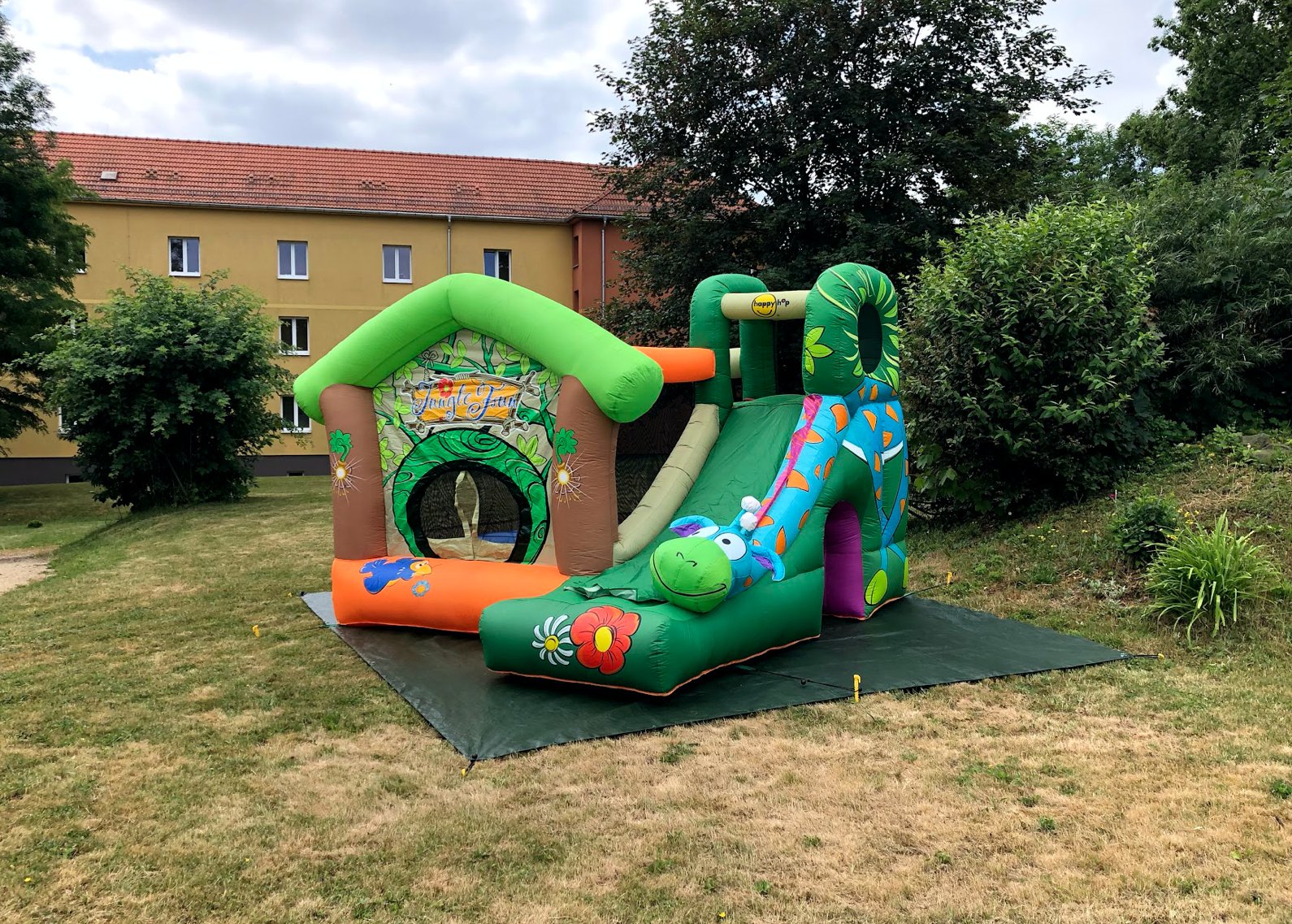 Hüpfburg Jungle Fun (Nylon) mieten – Leipzig, ab 79 €/Tag – 2