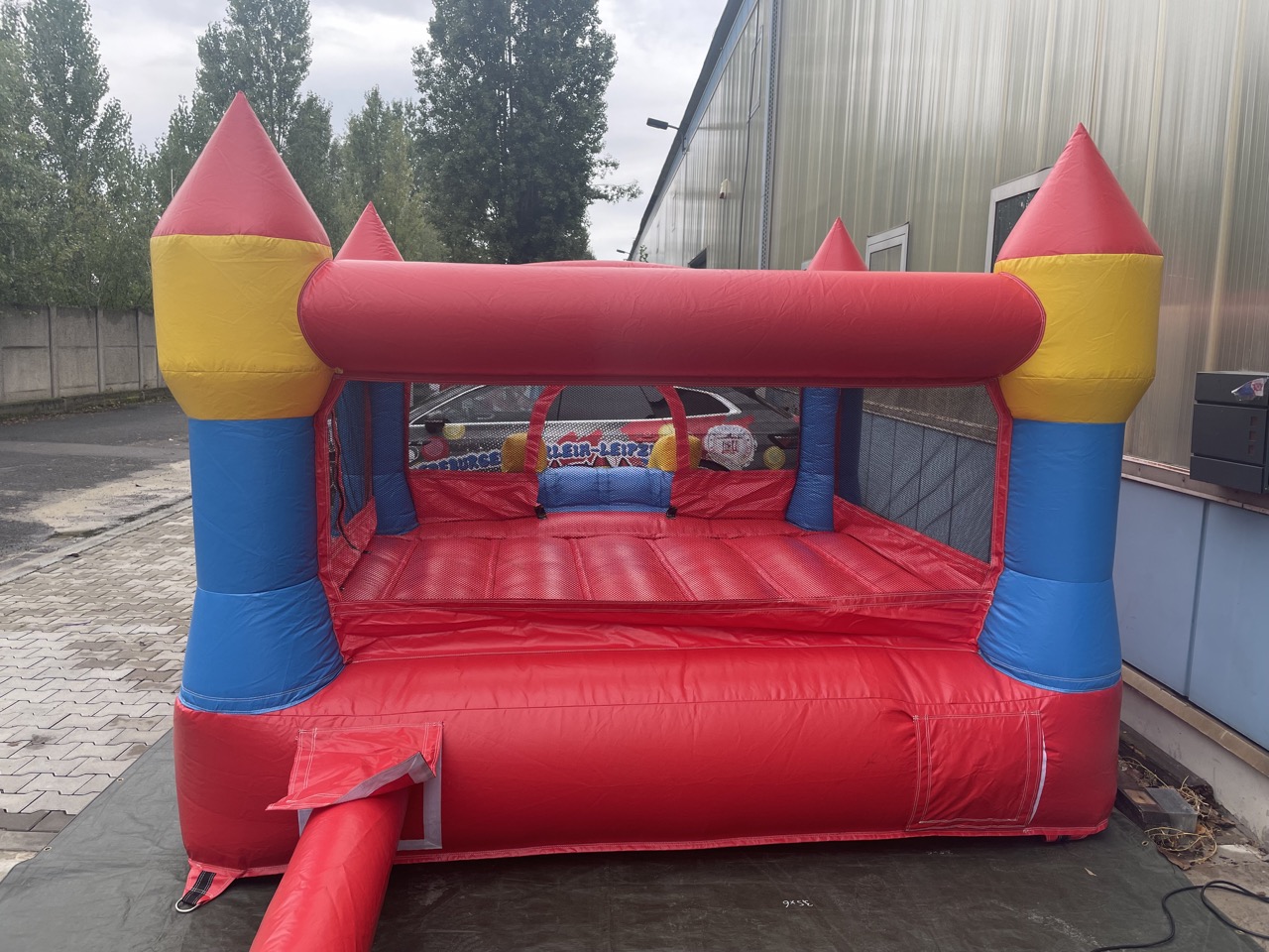 Hüpfburg Prinzessinnenschloss Blau mieten – Leipzig, ab 89 €/Tag – 5