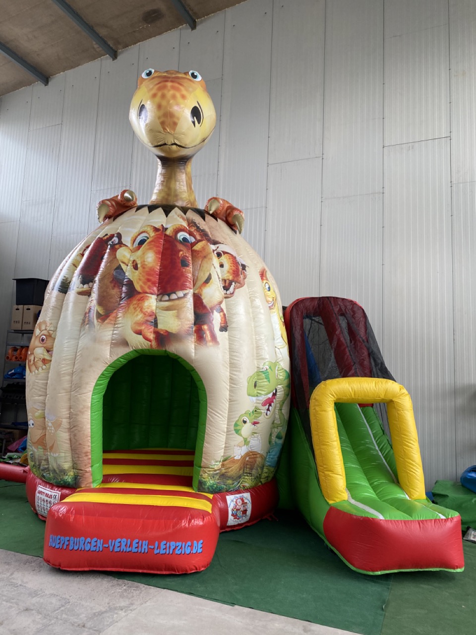 Hüpfburg „Dinosaurier-Ei“ mieten – Leipzig, ab 189 €/Tag – 4