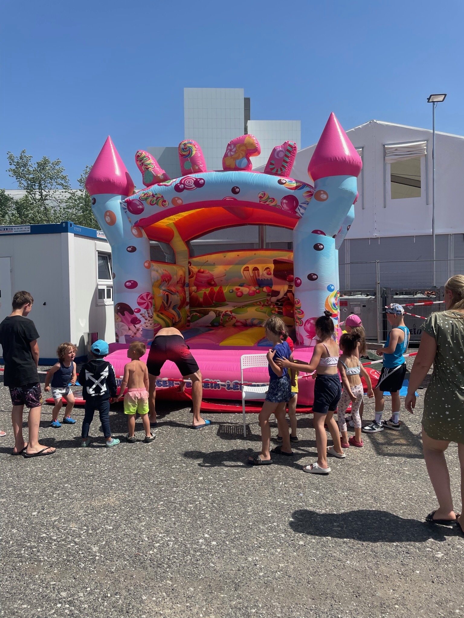 Hüpfburg „Candyland“ mieten – Leipzig, ab 109 €/Tag – 2