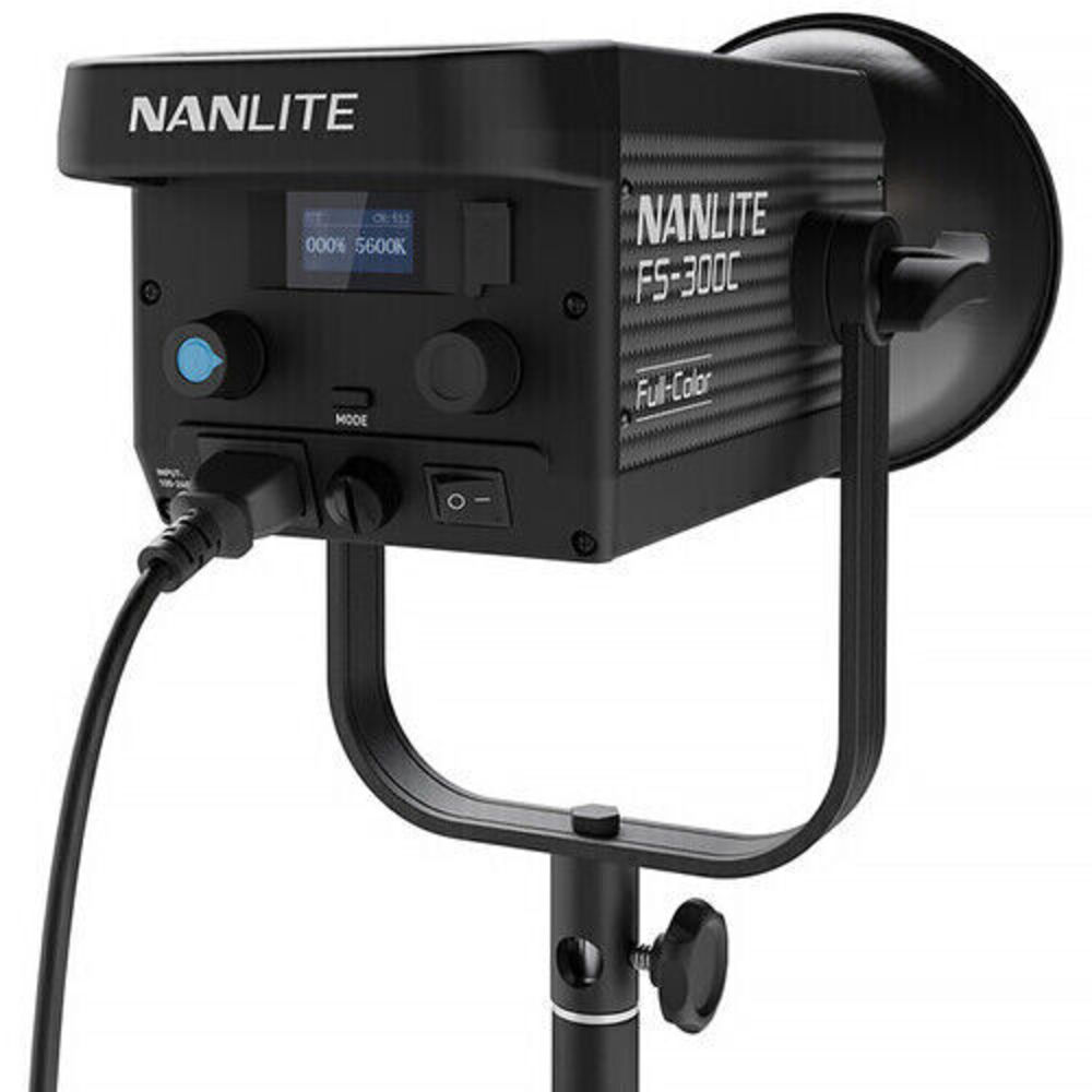 Nanlite FS-300C RGB LED Light (Bowens mount) mieten – ab 30 €/Tag – 3