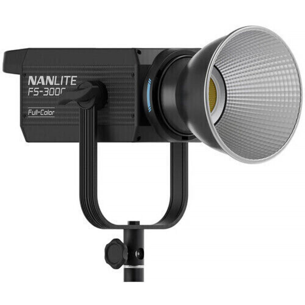 Nanlite FS-300C RGB LED Light (Bowens mount) mieten – ab 30 €/Tag