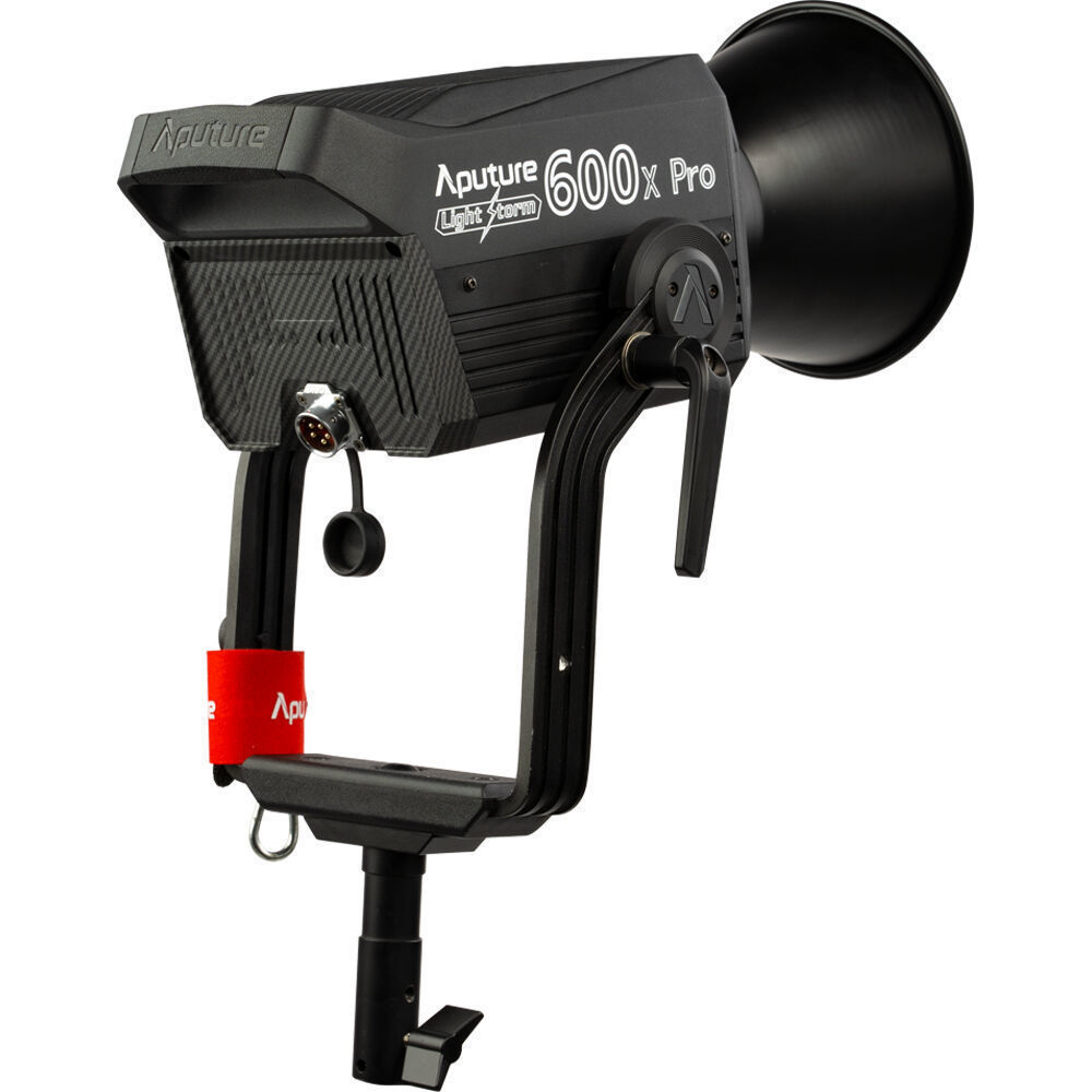 Aputure Light Storm LS 600x Pro Bi-Color LED Light mieten – ab 85 €/Tag – 2
