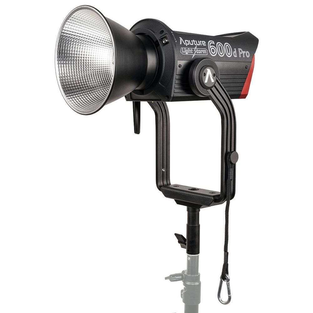 Aputure Light Storm 600d Pro LED Light mieten – Köln, Hamburg oder Versand, ab 80 €/Tag
