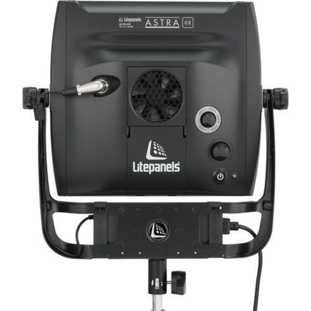 Litepanels Astra 6X Bi-Color 1x1 LED Panel 2er-Set mieten – ab 100 €/Tag – 5