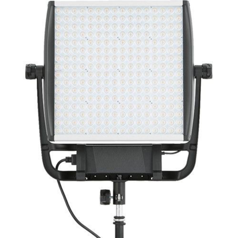 Litepanels Astra 3X Bi-Color 1x1 LED Panel 2er-Set mieten – ab 65 €/Tag – 3