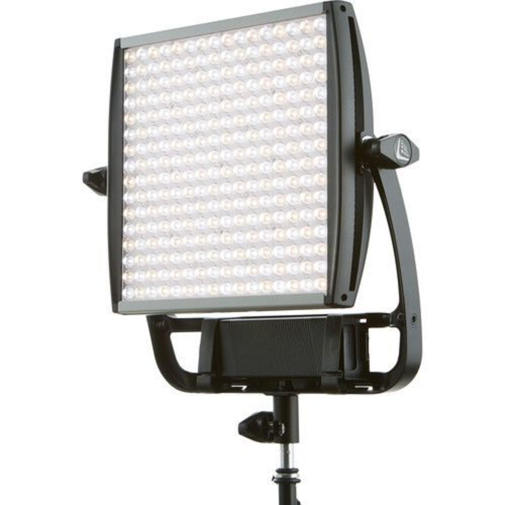Litepanels Astra 6X Bi-Color 1x1 LED Panel 2er-Set mieten – ab 100 €/Tag – 3
