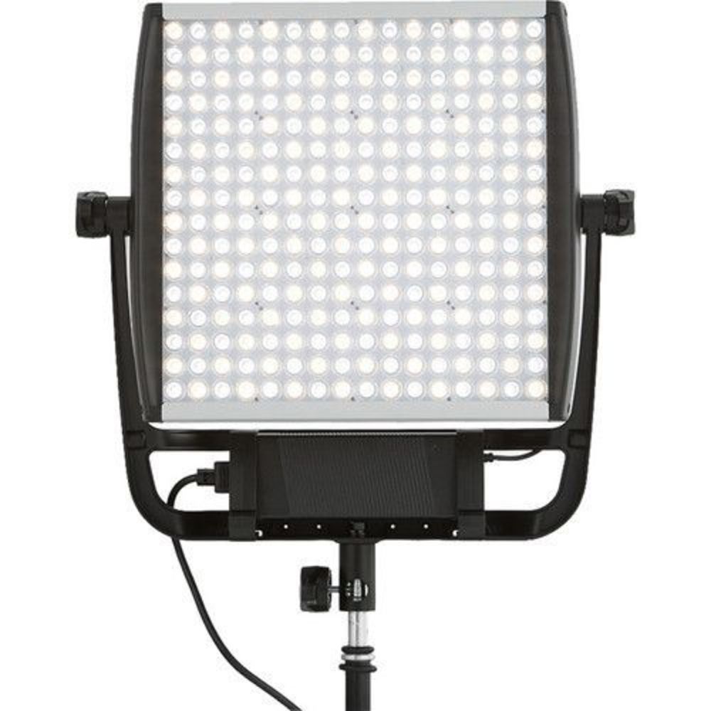 Litepanels Astra 6X Bi-Color 1x1 LED Panel 2er-Set mieten – ab 100 €/Tag – 2