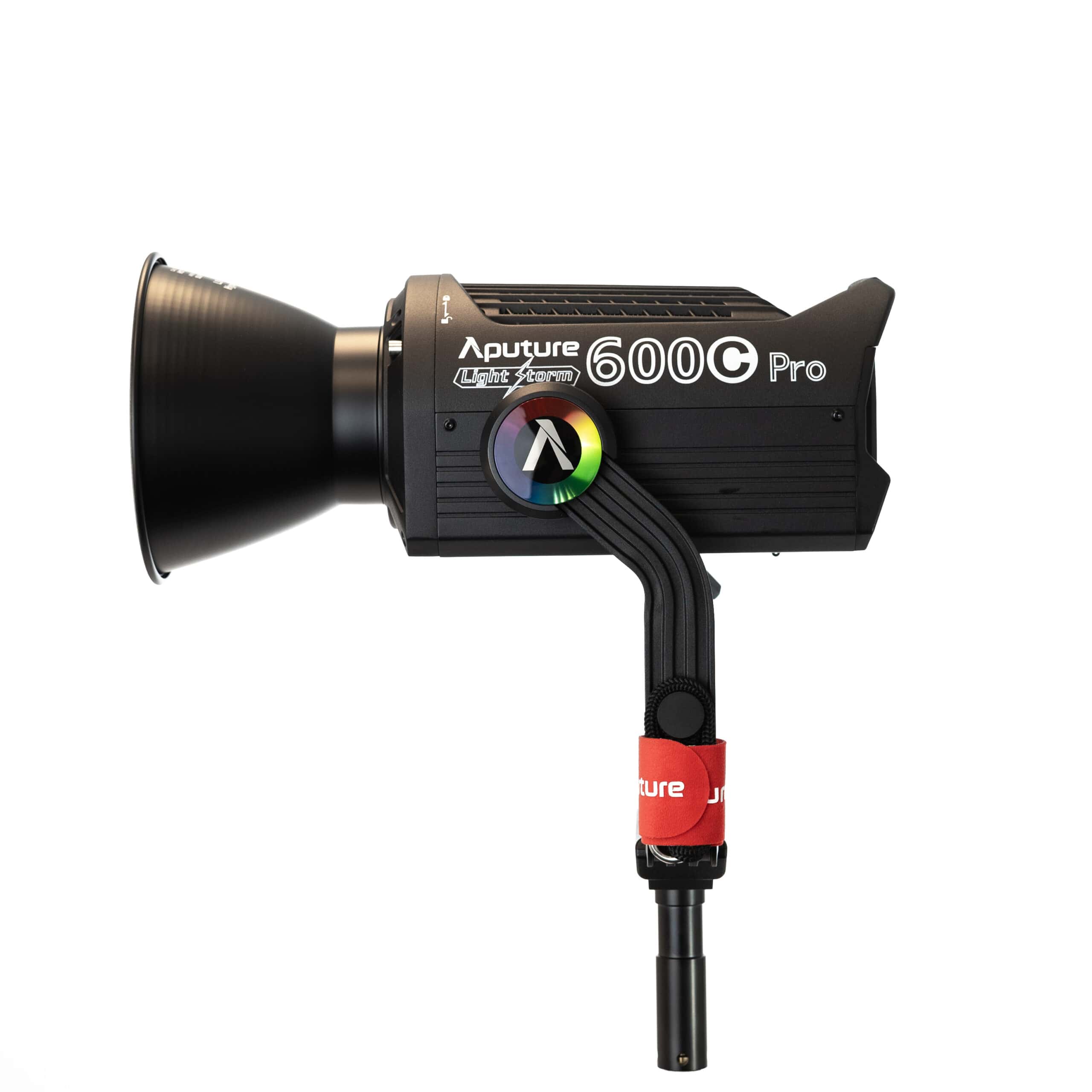 Aputure Light Storm 600c Pro Kit RGBWW (V-Mount) Studioleuchte mieten – ab 45,90 €/Tag