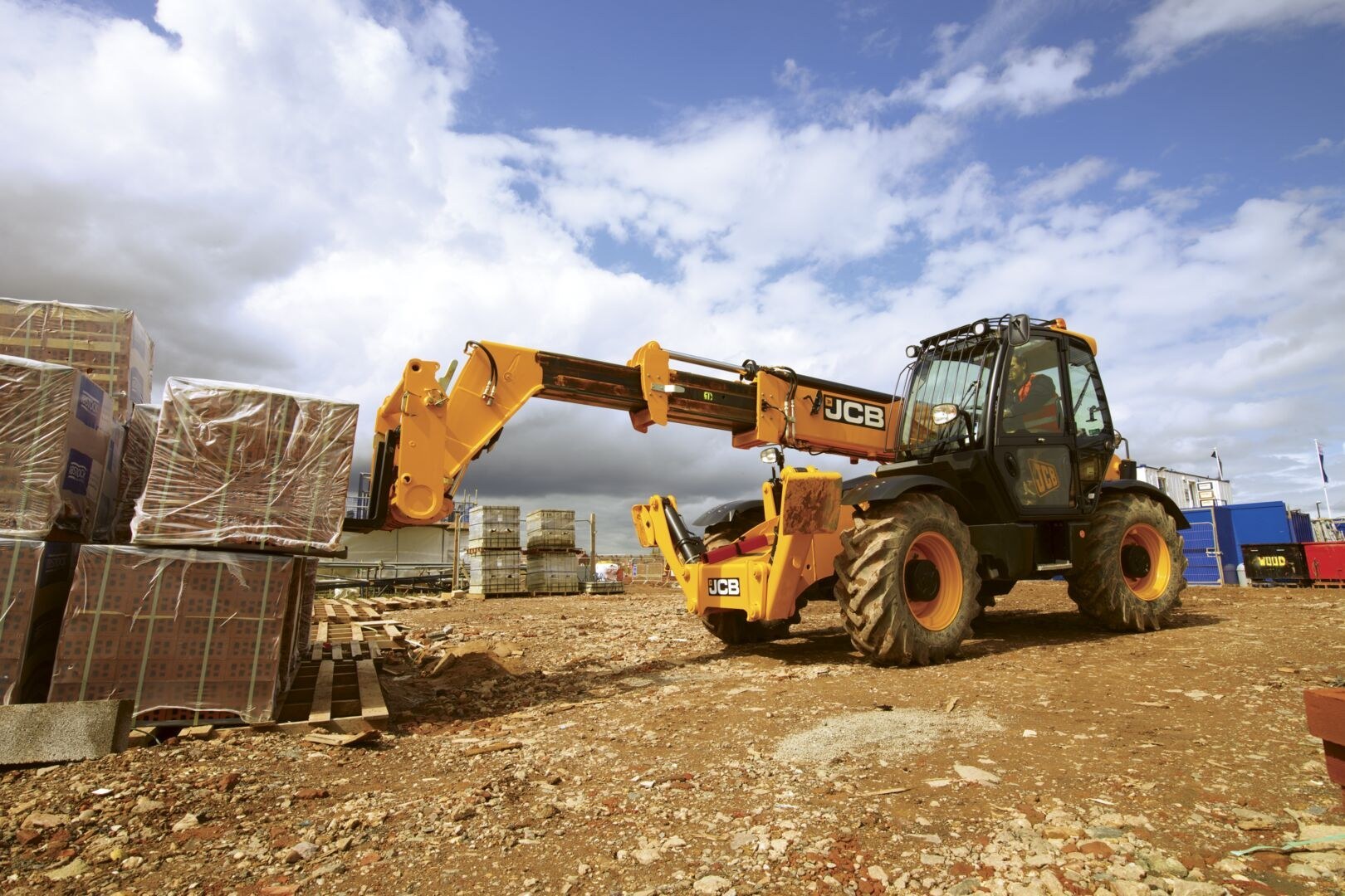 JCB 536-95 mieten – Teleskoplader, ab 230 € netto/Tag